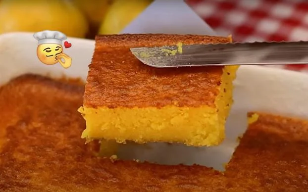 Não tem leite, nem farinha de trigo: esse bolo de laranja macio e simples de fazer é zero glúten e zero lactose